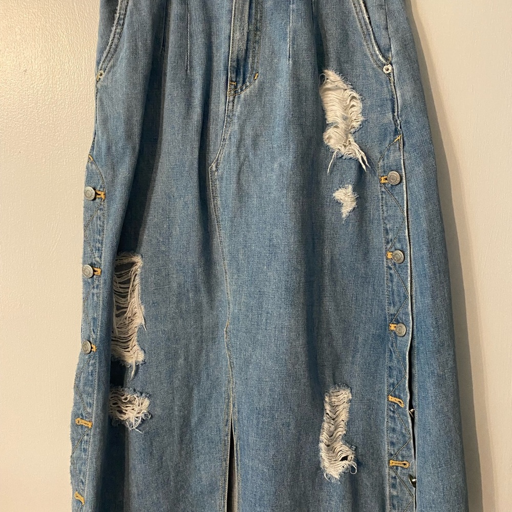 SJYP Distressed Denim Skirt with Button Details